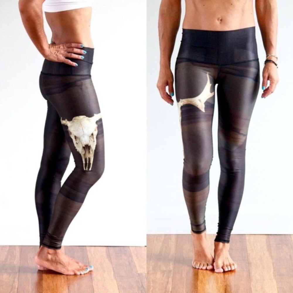 Teeki Deer Medicine Leggings Size Small